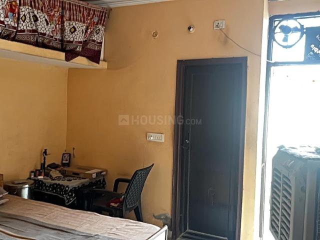 1 RK Independent Builder Floor in Uttam Nagar for resale New Delhi. The reference number is 17445909