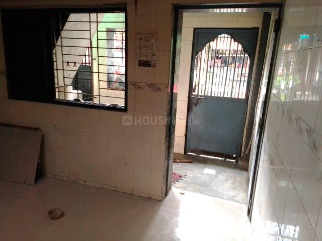 1 RK Independent House in Mulund East for rent Mumbai. The reference number is 20527072