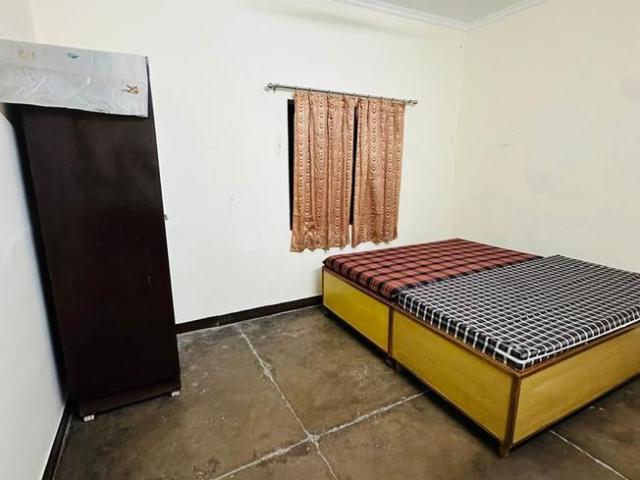 1 RK Independent House in Mundi Kharar for rent Mohali. The reference number is 20364951