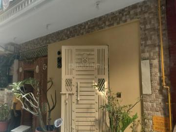 1 RK Independent House in Mayur Vihar Phase 1 for rent New Delhi. The reference number is 18715088