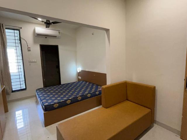 1 RK Independent House in Nipania for rent Indore. The reference number is 21243927