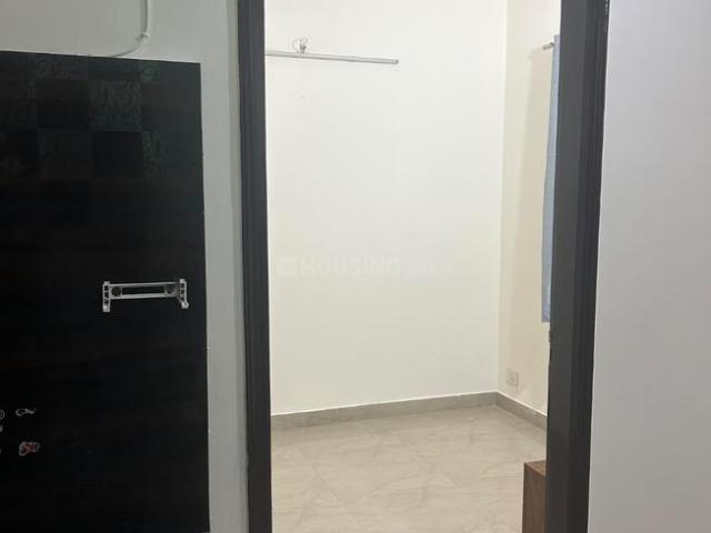 1 RK Independent House in Noida Extension for rent Greater Noida. The reference number is 20699389