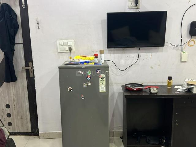 1 RK Independent House in Beta I for rent Greater Noida. The reference number is 18983478