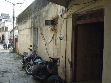 1 RK Independent House in Dhankawadi for rent Pune. The reference number is 10387379