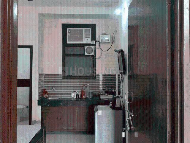 1 RK Independent House in DLF Phase 4 for rent Gurgaon. The reference number is 20702097