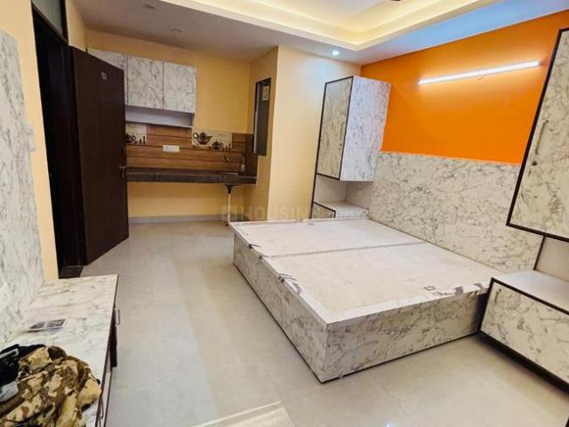 1 RK Independent House in DLF Phase 3 for rent Gurgaon. The reference number is 19124035