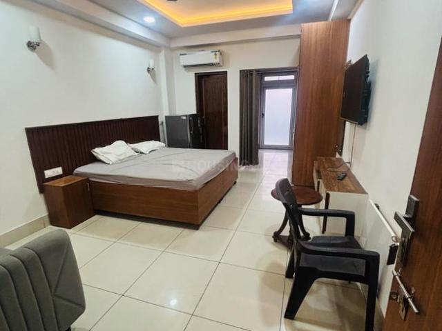 1 RK Independent House in DLF Phase 3 for rent Gurgaon. The reference number is 19124170