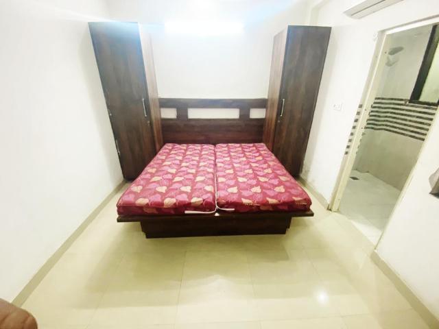 1 RK Independent House in DLF Phase 3 for rent Gurgaon. The reference number is 20914650