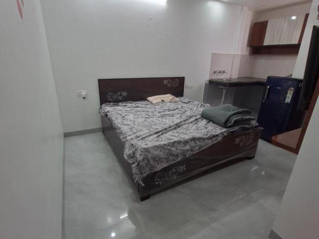 1 RK Independent House in DLF Phase 3 for rent Gurgaon. The reference number is 20960395