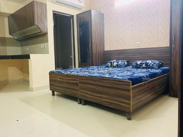1 RK Independent House in DLF Phase 3 for rent Gurgaon. The reference number is 20022892