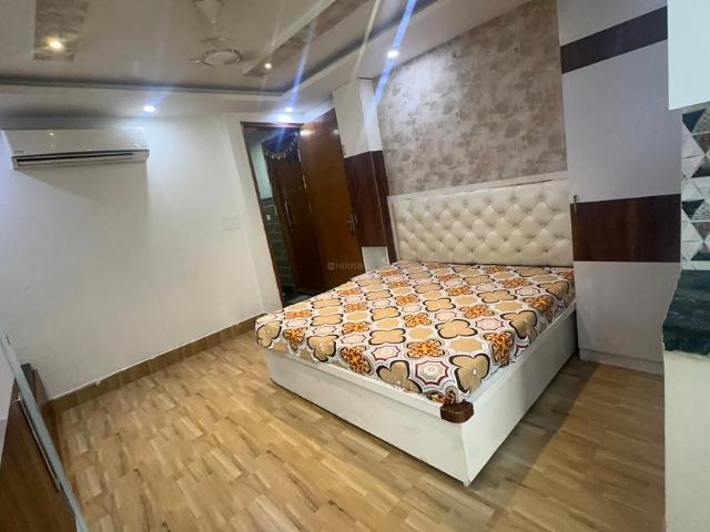 1 RK Independent House in DLF Phase 3 for rent Gurgaon. The reference number is 21051158