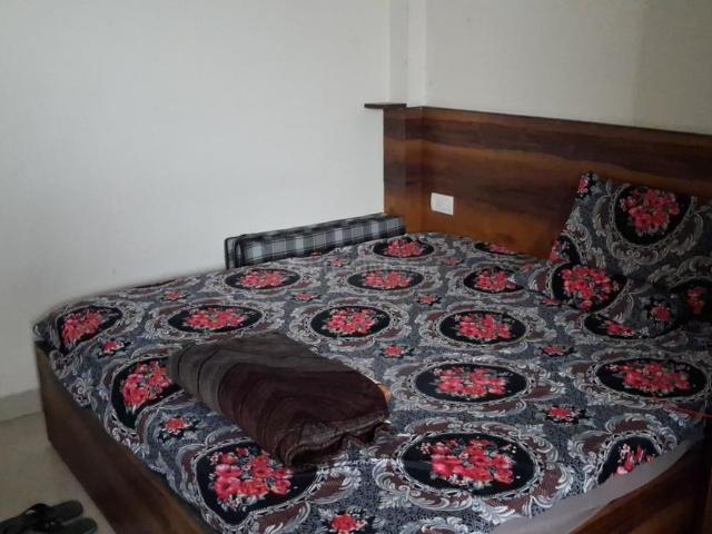 1 RK Independent House in DLF Phase 3 for rent Gurgaon. The reference number is 21323588