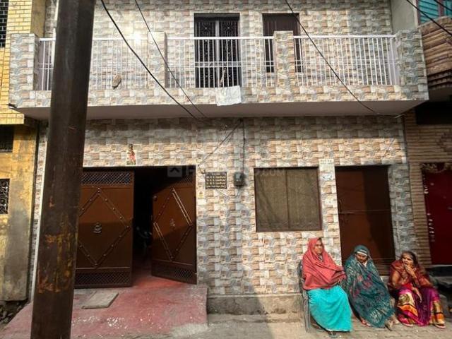 1 RK Independent House in Gandhi Nagar for rent Aligarh. The reference number is 21275816