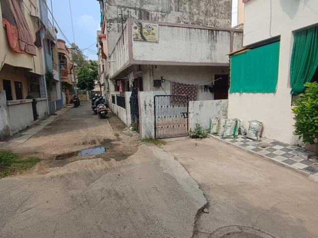 1 RK Independent House in Gotri for resale Vadodara. The reference number is 21156588