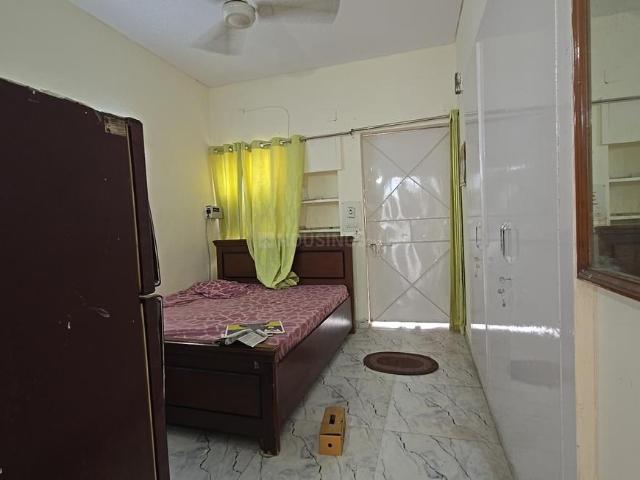 1 RK Independent House in Green Park for rent New Delhi. The reference number is 20595799