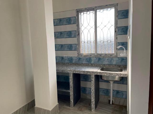 1 RK Independent House in Keshtopur for rent Kolkata. The reference number is 20715113