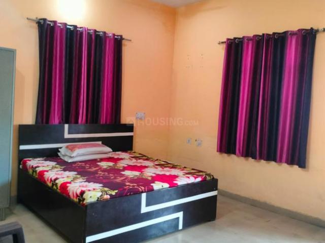 1 RK Independent House in Krishna Nagar for rent Mathura. The reference number is 19574383