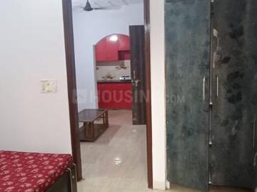 1 RK Independent House in Preet Vihar for rent New Delhi. The reference number is 20390358