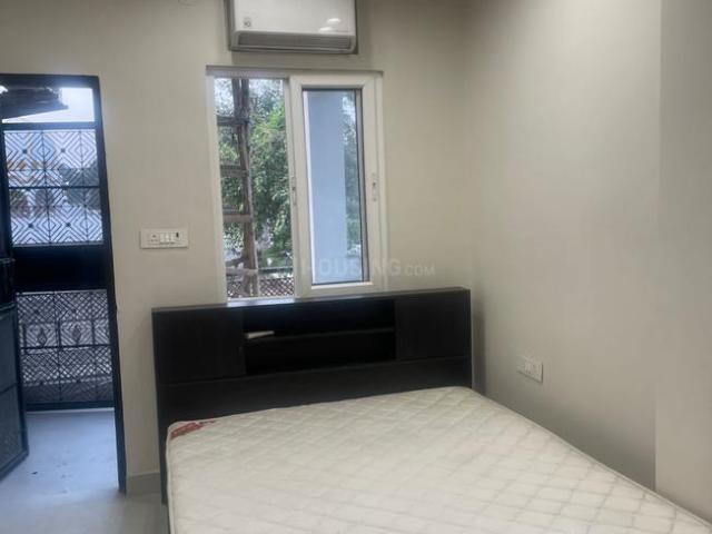 1 RK Independent House in Rajouri Garden for rent New Delhi. The reference number is 18656248