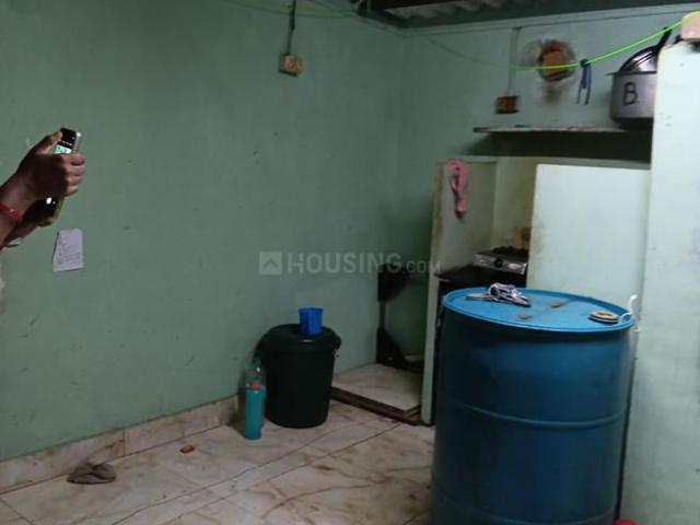 1 RK Independent House in Santacruz West for rent Mumbai. The reference number is 20593176