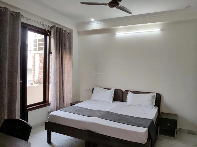 1 RK Independent House in Sector 45 for rent Gurgaon. The reference number is 18857848