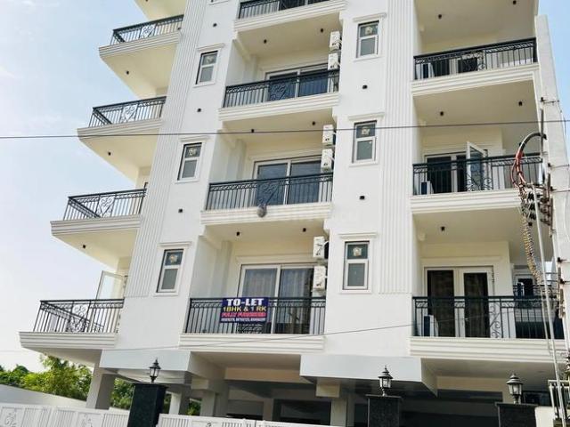 1 RK Independent House in Sector 53 for rent Gurgaon. The reference number is 17090127