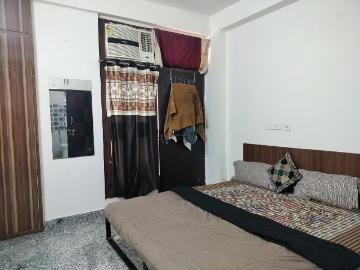 1 RK Independent House in Sector 52 for rent Gurgaon. The reference number is 6068273