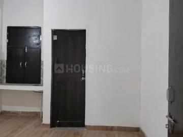 1 RK Independent House in Sector 64 for rent Gurgaon. The reference number is 17131727