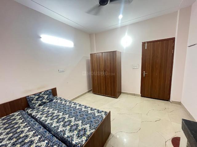 1 RK Independent House in Sector 69 for rent Gurgaon. The reference number is 21243240