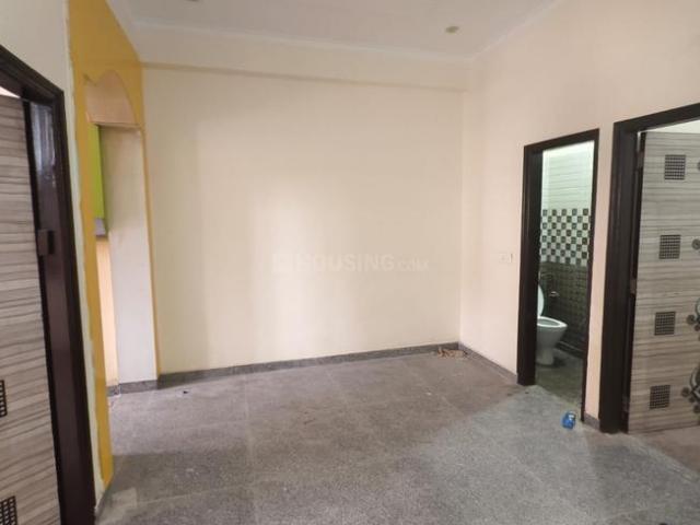 1 RK Independent House in Sector 71 for rent Noida. The reference number is 21028062