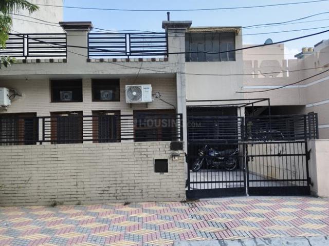 1 RK Independent House in Sector 10 for resale Panchkula. The reference number is 21046177