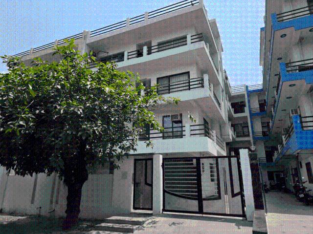 1 RK Independent House in Sector 130 for rent Noida. The reference number is 20198431
