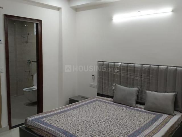 1 RK Independent House in Sector 17 for rent Gurgaon. The reference number is 20663975