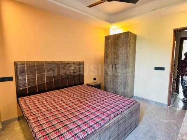 1 RK Independent House in Sector 14 for rent Gurgaon. The reference number is 20979724