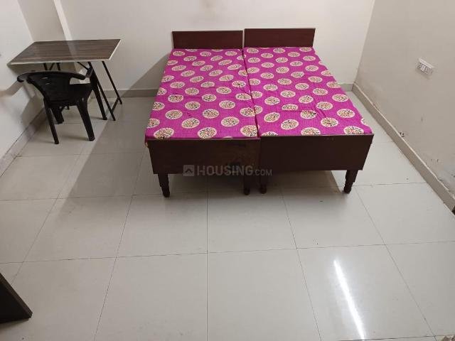 1 RK Independent House in Sector 15 for rent Noida. The reference number is 19318929