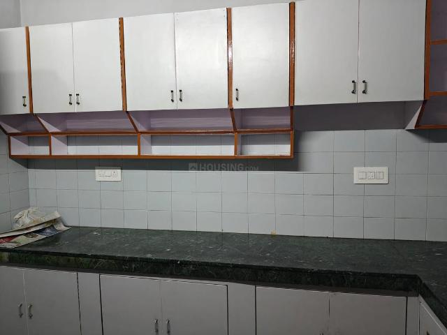1 RK Independent House in Sector 19 for rent Noida. The reference number is 20085241