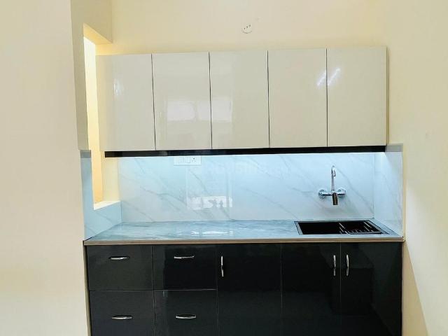 1 RK Independent House in Sector 21 for rent Gurgaon. The reference number is 19904789