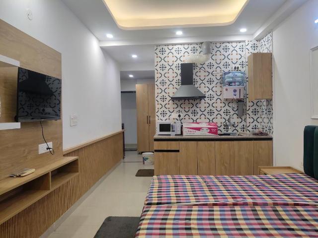 1 RK Independent House in Sector 27 for rent Gurgaon. The reference number is 18819821