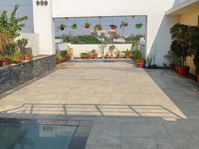 1 RK Independent House in Sector 26 for rent Noida. The reference number is 20304689