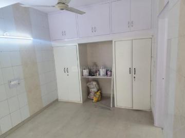 1 RK Independent House in Sector 29 for rent Noida. The reference number is 20494372