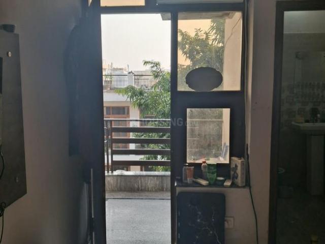 1 RK Independent House in Sector 30 for rent Gurgaon. The reference number is 21135620