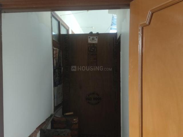 1 RK Independent House in Sector 34 for rent Noida. The reference number is 20763054