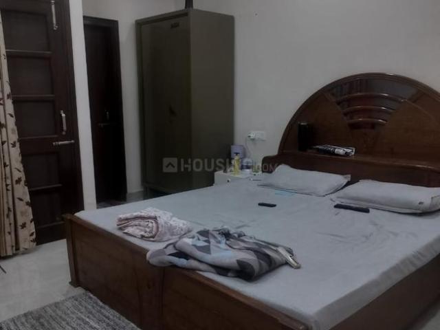 1 RK Independent House in Sector 34 for rent Noida. The reference number is 20730229