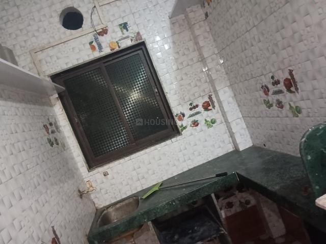1 RK Independent House in Thane West for rent Thane. The reference number is 21315532