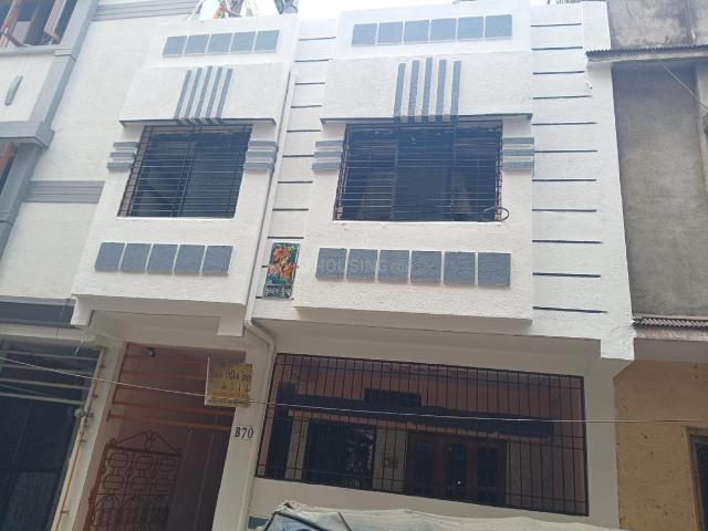 1 RK Independent House in Varachha for rent Surat. The reference number is 20842654