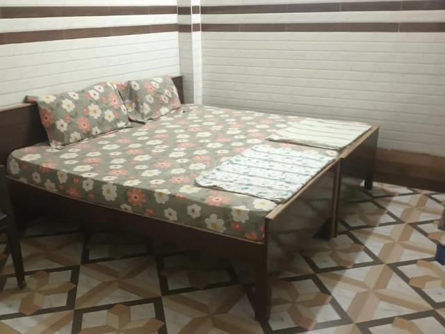 1 RK Studio in Chaitanya Vihar Phase II for rent Vrindavan. The reference number is 20968602