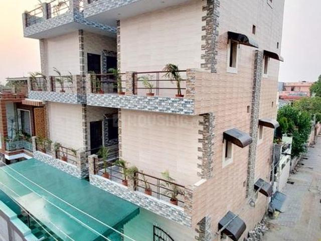 1 RK Studio in Kharar for rent Mohali. The reference number is 21056495