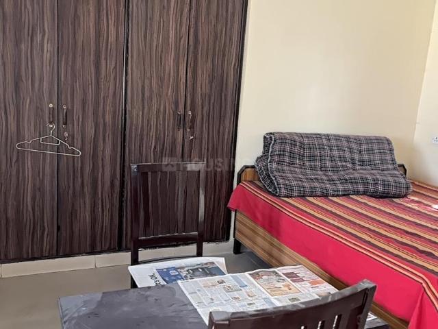 1 RK Studio in Sarita Vihar for rent New Delhi. The reference number is 19318158
