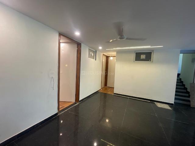 1 RK Studio in Sector 26 for rent Noida. The reference number is 21355749