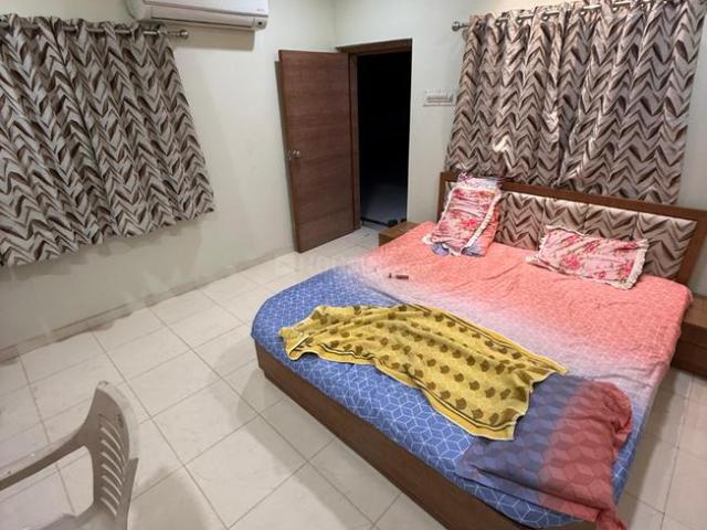 1 RK Villa in Paldi for rent Ahmedabad. The reference number is 19483180